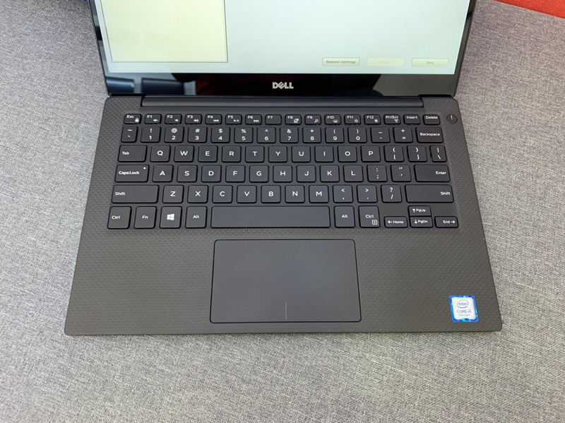 DELL XPS 13 9360 Ultrabook tràn viền